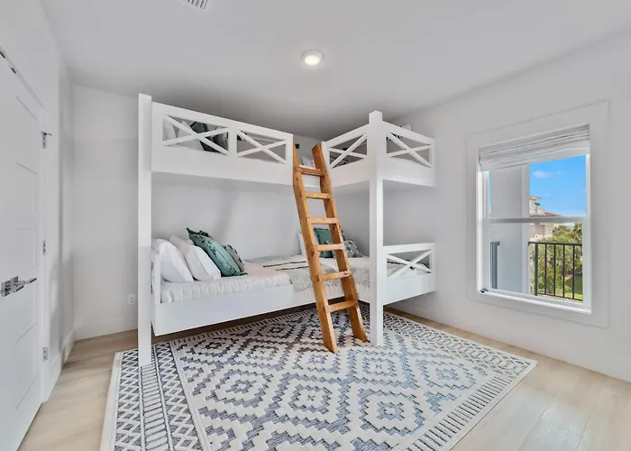 Laguna Sunrise Holiday home *